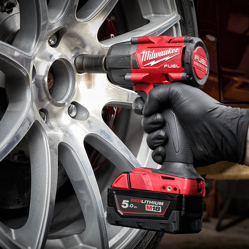 Milwaukee M18FMTIW2F12-502X FUEL Impact Wrench 1/2" 2 x 5.0Ah