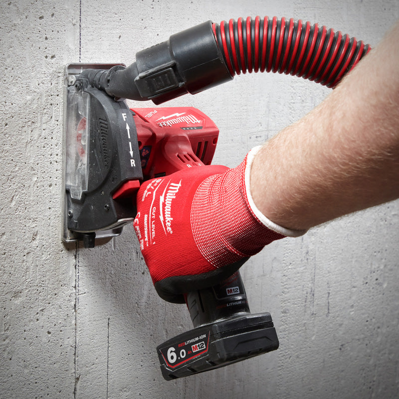 Milwaukee M12 FUEL 76mm Cut Off Tool 1 x 6.0Ah, 1 x 2.0Ah