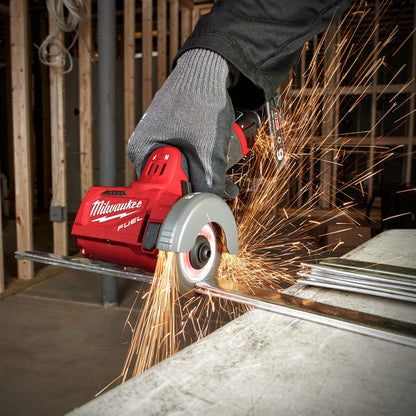 Milwaukee M12 FUEL 76mm Cut Off Tool 1 x 6.0Ah, 1 x 2.0Ah