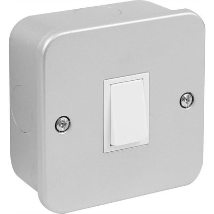 Axiom Metal Clad 10A Switch   2 Way