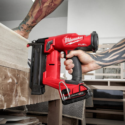 Milwaukee M18 Fuel 18 GS Finish Nailer 2 x 2.0Ah