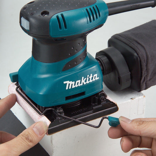 Makita 1/4 Sheet Sander 240V