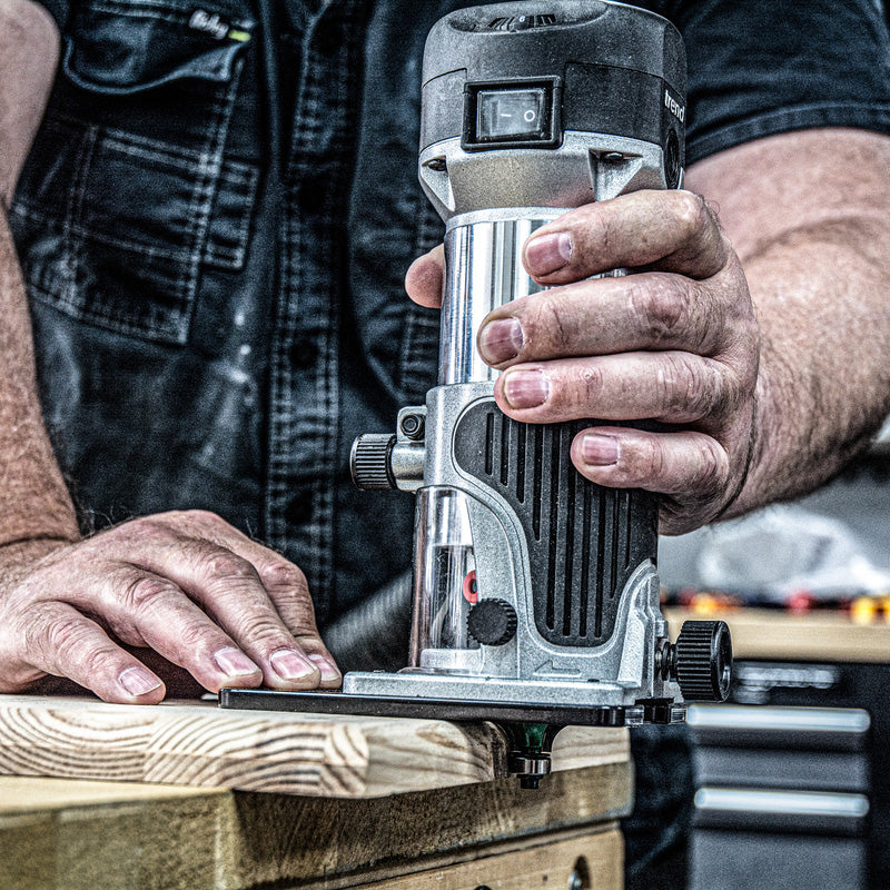 Trend T1 1/4" 710W Trimmer 240V Trim Base