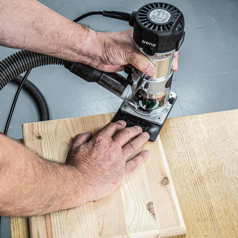 Trend T1 1/4" 710W Trimmer 240V Trim Base
