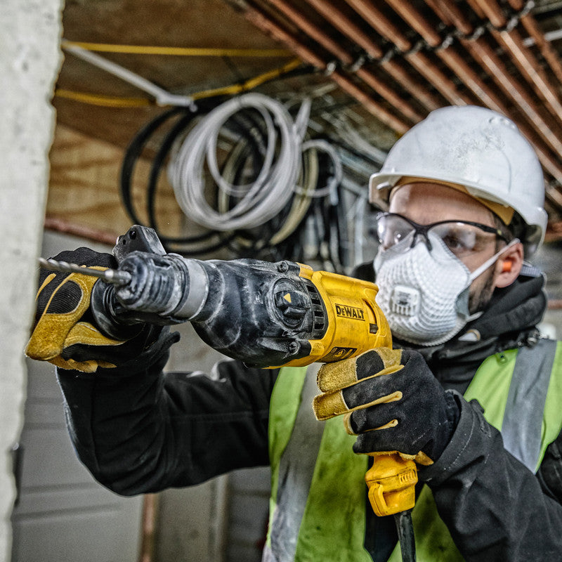 D25033K 22mm 710W SDS Hammer Drill 240V – Powerful Concrete Drilling