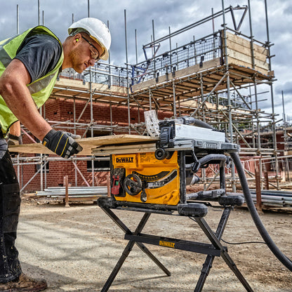 210mm 1700W Compact Table Saw – Powerful & Accurate Cutting