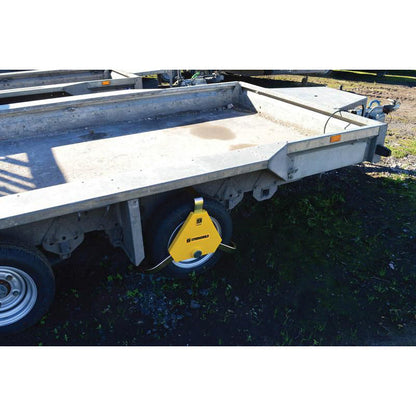 Stronghold Apex Wheelclamp