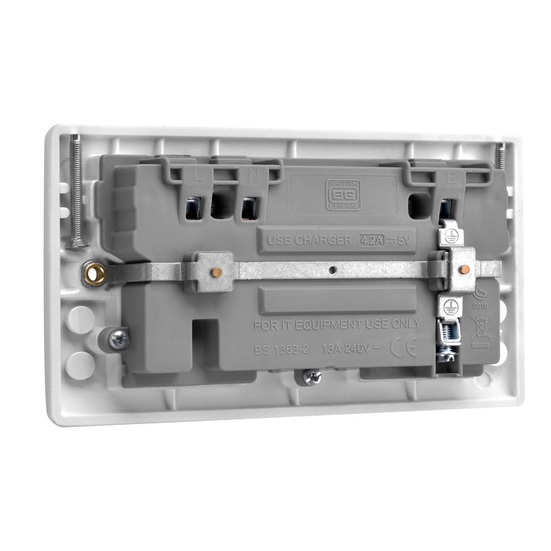 BG 13A Low Profile SP A & C Type USB Switched Socket 2 Gang 2 USB 4.1A