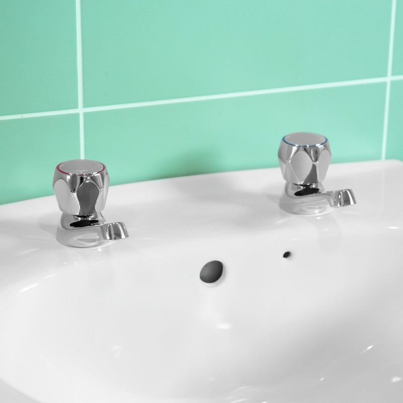 Ebb + Flo Contract Taps Basin Pillar