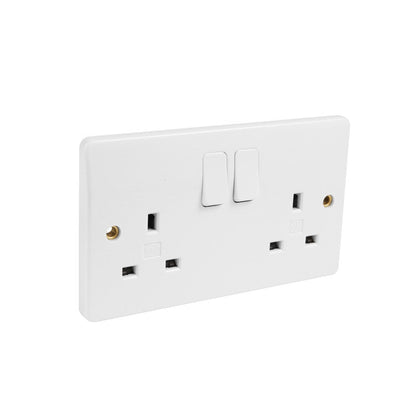 MK DP Switched Socket