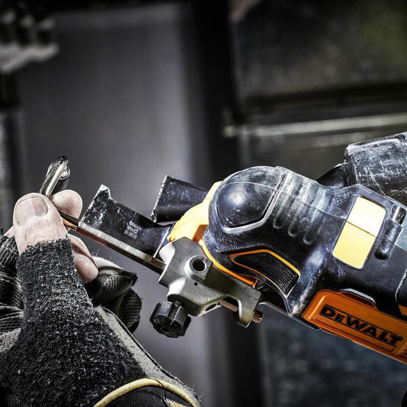 DCS355 18V XR Brushless Multi Cutter – Precision Cutting