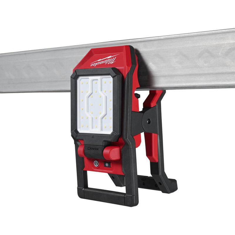 Milwaukee M18PAL2-0 Pivoting Area Light Body Only